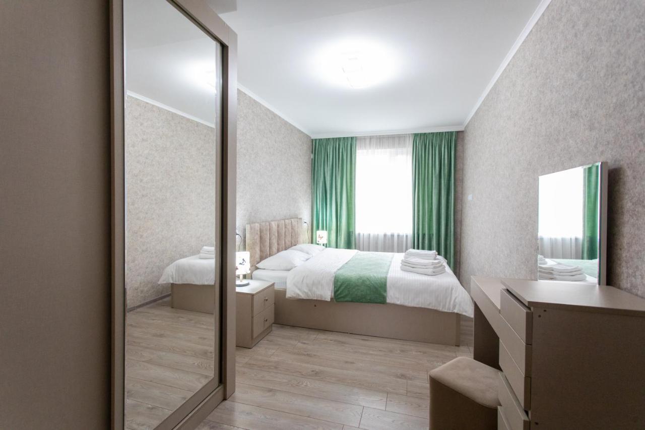 Ninia'S Apartment Kutaisi Ngoại thất bức ảnh